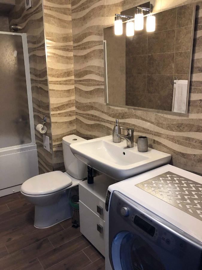 Apartament Studio Jadis 1 Oradea Luaran gambar
