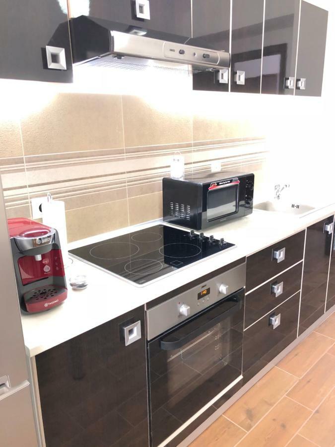 Apartament Studio Jadis 1 Oradea Luaran gambar